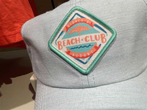 Photos New Beaches And Cream Soda Shop Shirt And Vintage Resort Logo Hat