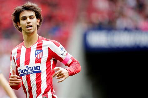 Team of the year nominee: Joao Felix Granada / João Félix 'parte a loiça' pelo At ...