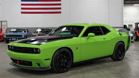 Modified 2015 Dodge Challenger Rt Scat Pack Eats Hellcats