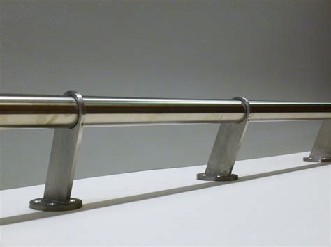 Fg 1 Stainless Steel Floor Mounted Guards Pawling Systems