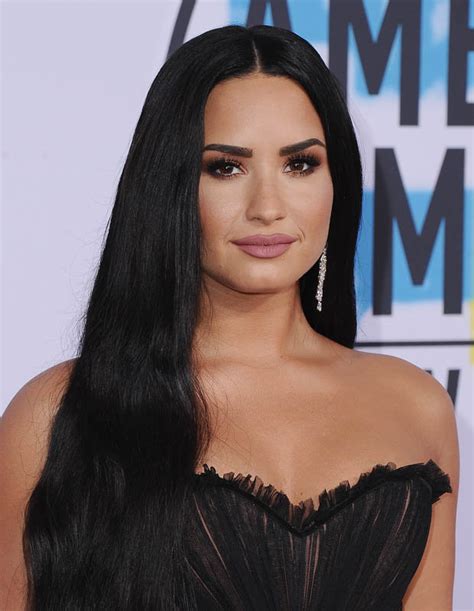 Demi Lovato Songs Overshadowed By Red Hot Amas 2017 Dress Daily Star