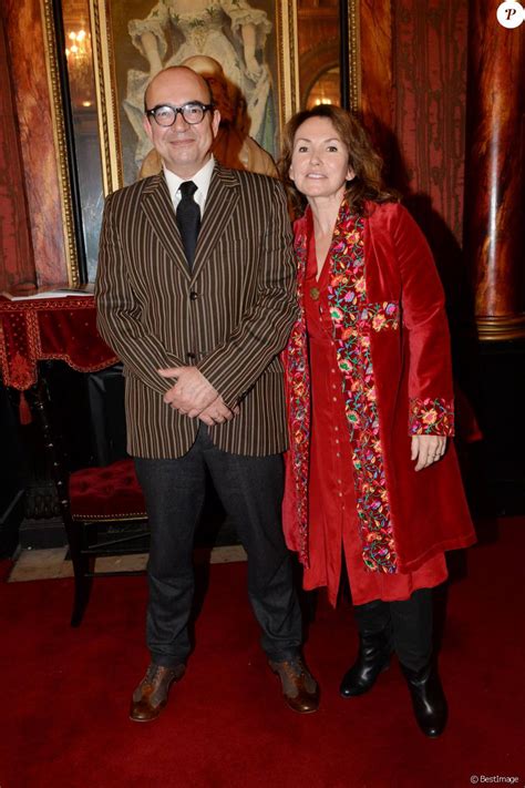 Karl zero absolu ретвитнул(а) isabelle santiago. Karl Zéro et sa femme Daisy d'Errata - Soirée spectacle à ...