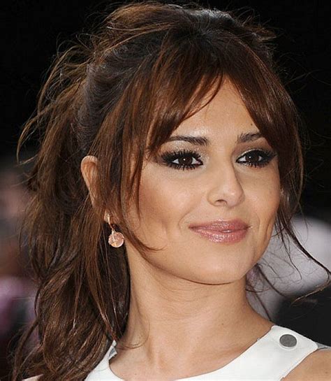 It looks elegant and well balanced on hair just below the. Slightly wavy hair with bangs | Hair styles, Hair shows ...