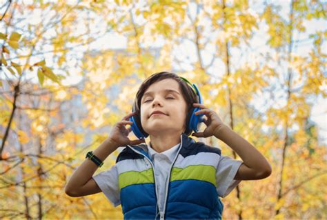 Why You Should Encourage Your Toddler To Listen To Music