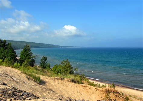 Road Tours To Reach A Great Lakes Beach In Michigan Marvac Lake