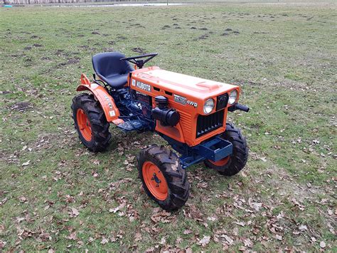 B6100d Kubota Compact Tractor Compact Tractors For Sale Uk