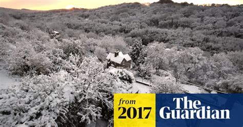 Snow Blankets Britain In Pictures Uk News The Guardian
