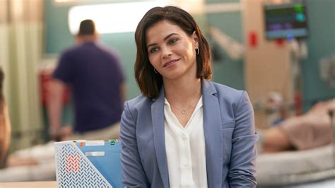 Jenna Dewan Brushes Off A Potential Red Flag In Ominous The Resident