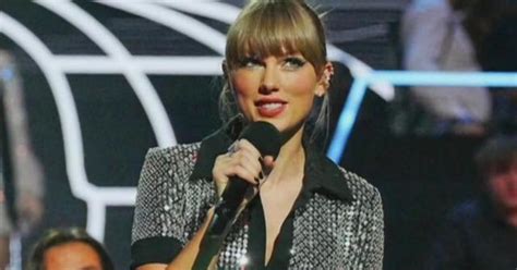 taylor swift s midnights snubbed at grammys here s what really happened cbs philadelphia