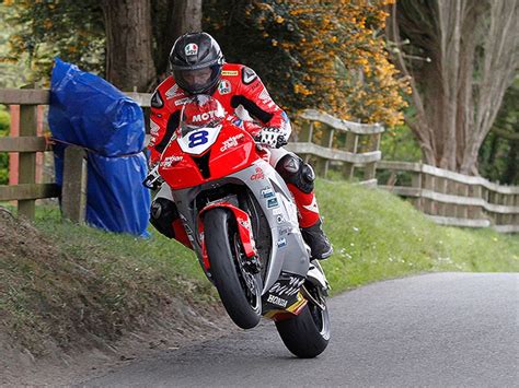 Guy Martin To Race At 2019 Cookstown 100