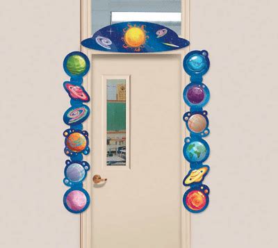Houston, we have a reading nook. Space-Themed Classroom Ideas - WeAreTeachers