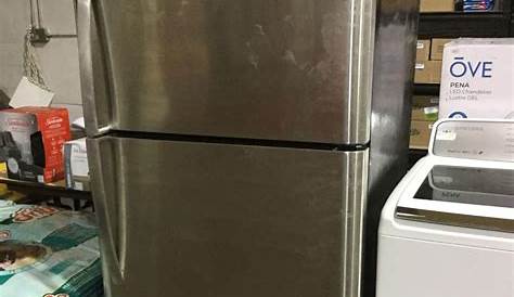 Frigidaire Refrigerator Model: FFHT1821TS0 - A D Auction Depot Inc.