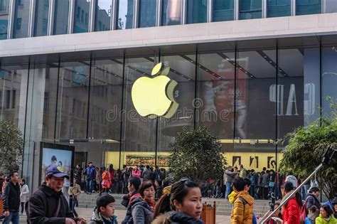Apple Store In Shanghai Editorial Stock Image Image Of Futuristic