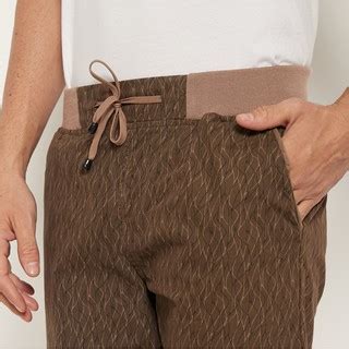 Tapi coklat memiliki banyak varian warna dan corak yang sayang jika kamu tidak mengetahuinya. M231 Celana Pendek Pria Rib Warna Coklat Dark Olive C1076B ...