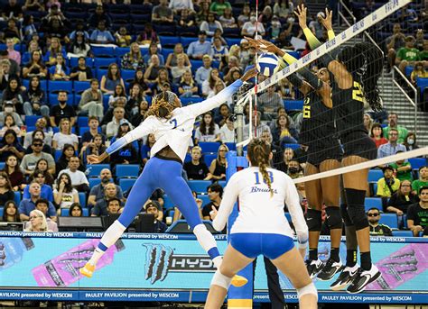 Ucla Womens Volleyball Prepares To Play Stanford California Daily Bruin