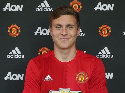 Victor lindelöf, latest news & rumours, player profile, detailed statistics, career details and transfer information for the manchester united fc player, powered by goal.com. Victor Lindelof reveals Jose Mourinho phone calls persuaded him to join Manchester United | The ...