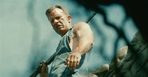 The story of a midwestern farmer coming to terms with his role in even boasting strong performances from the likes of thomas jane and molly parker, 1922 feels best suited for its home on netflix (premiering october. Netflix's 1922 is a reminder of what Stephen King does ...