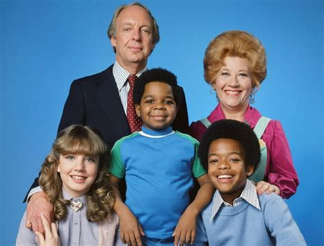 Are Any Of The Diffrent Strokes Cast Members Alive Today