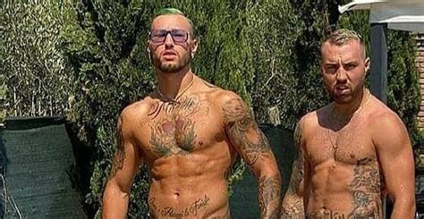 Arrivati alla quinta generazione, la famiglia bianchi possiede oggi un'esperienza centenaria nella lavorazione del legno ed una passione unica nel dare forma. Willy Monteiro morto, arrestati 4 ragazzi: dopo averlo ...