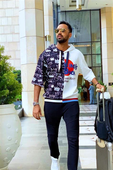 Последние твиты от krunal pandya (@krunalpandya24). Krunal Pandya Wallpapers 25+