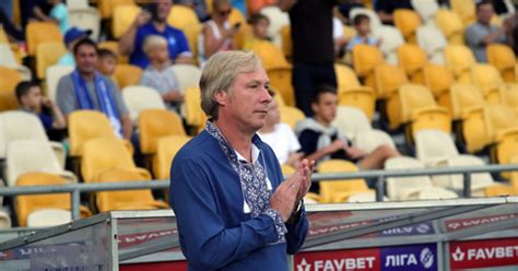 Трансляция со стадиона ника, футбол. "Динамо" и "Александрия" сыграют во втором туре Лиги ...