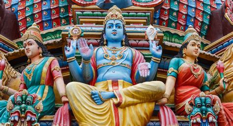 تاج محل في أكرا بشمالي الهند يندرج ضمن أشهر المباني وأجملها في العالم. Crash Course: Hinduism Spirituality - Entity