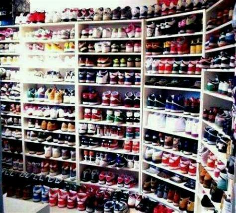 A Lot Of Shoes Mode Pinterest Shoes And Salems Lot