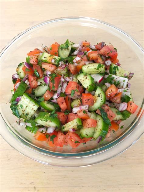 Kosher cooking recipes main dish vegetarian. Simple Middle Eastern Salad | Middle eastern salads ...
