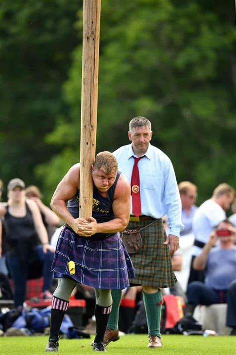 Caber Tossing And Wrestling The Inveraray Highland Games In Pictures