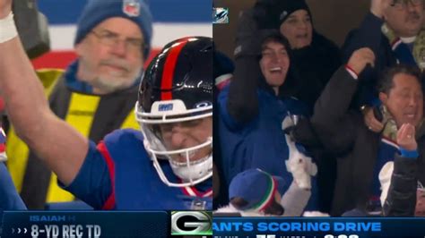 Watch Giants Fans Rally Behind Rookie Qb Tommy Devito As They Imitate