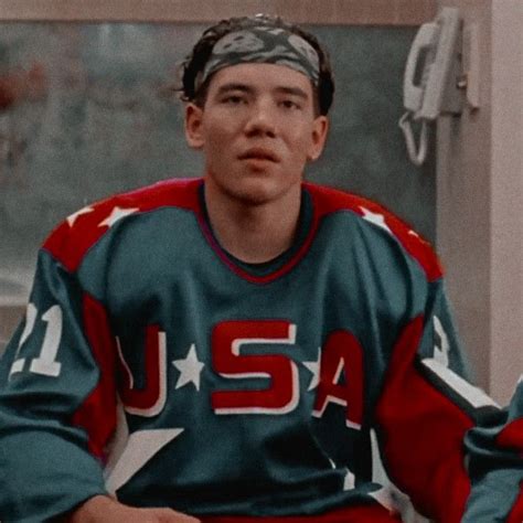 Fulton Reed D2 The Mighty Ducks Charlie Conway 1990s Films 90s Men