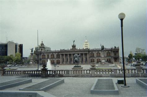 Maybe you would like to learn more about one of these? Fastos Hotel (Monterrey, Nuevo Leon) - Hotel - Opiniones y ...
