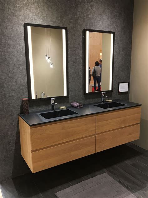 Découvrez ce meuble vasque de la gamme Lumen, design et élégant couleur