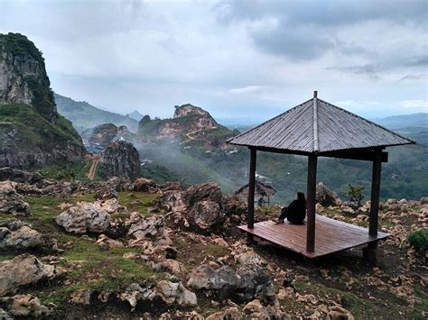 Tempat wisata terkenal dan terbaik di busan menjadi daya tarik tersendiri bagi wisatawan yang liburan ke korea selatan. Tempat Wisata di Bandung Lembang yang Wajib Dikunjungi
