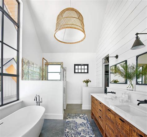 20 Modern Farmhouse Bathroom Ideas
