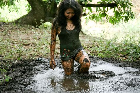 Naked Girls Mud Bondage Repicsx Hot Sex Picture