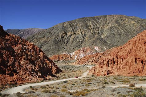 Seis Pueblos Y Tres Cerros Para Visitar En La Quebrada De Humahuaca