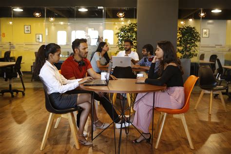 How Coworking Spaces Help Start Ups And Smbs