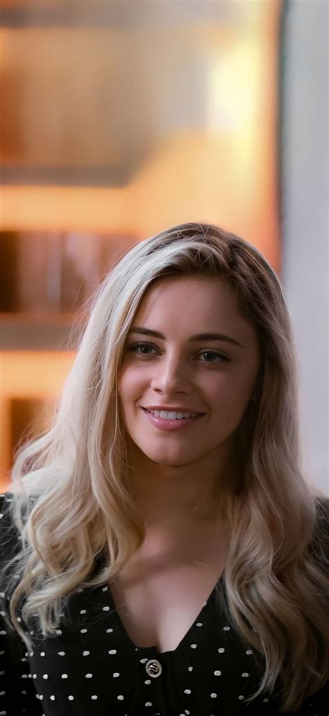 Josephine Langford In After We Fell Hollywood Actor Hollywood