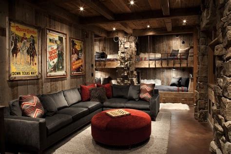 Just because it's a man cave doesn't mean that you won't want to hang up a few pictures. Small Man Cave Stuff To Personalize Your Theme - Man Cave ...