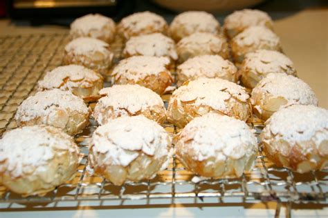 Italian Almond Biscuits Italian Almond Cookies Italian Cookie Recipes