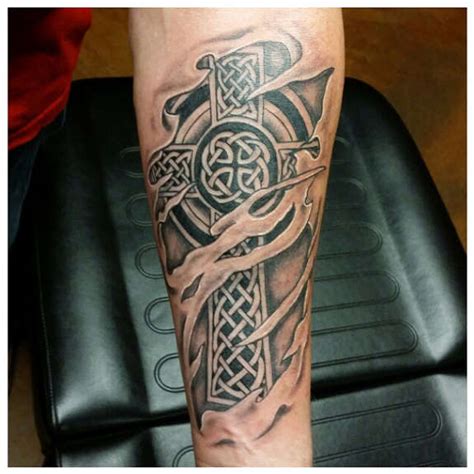 They can also denote the wearer's religiousbeliefs as well. 41 Simple and Detailed Celtic Cross Tattoos