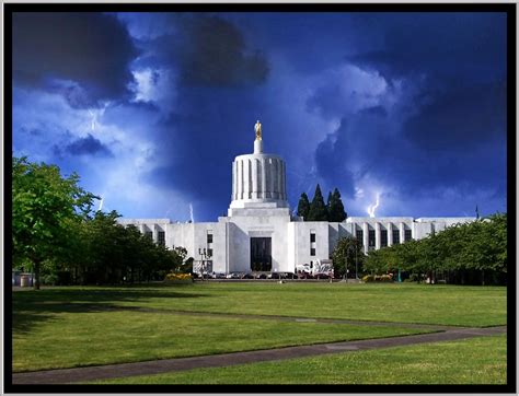 Oregon State Capitol ~ Salem Oregon A Photo On Flickriver