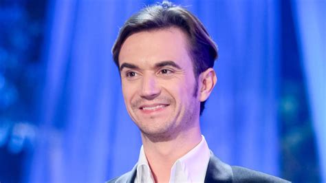 Doch dem showmaster unterlief bei einer stechfrage ein peinlicher fehler. Florian Silbereisen prophezeite die Trennung von Helene ...
