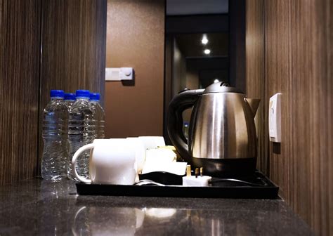 Hotel Kettles Are Filthy Heres Why You Should Never Use Them