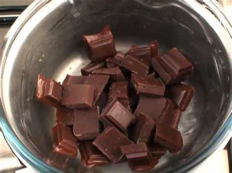 Faire- Fondre -Le- Chocolat -Au-Bain-Marie photocuisine -
