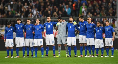 Dies kostete nationaltrainer ventura den job. Live-Ticker Testspiel Deutschland gegen Italien Fußball ...