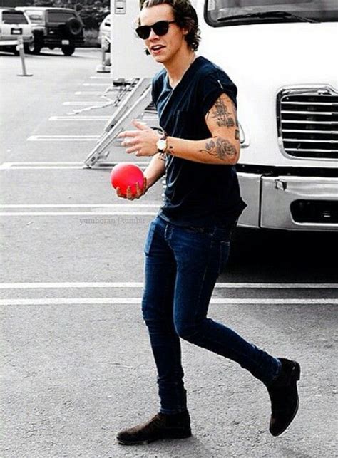 Did you scroll all this way to get facts about harry styles boots? Play ball! | Harry styles chelsea boots