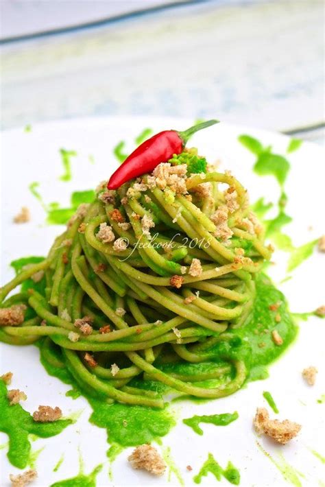 Acciughe sott'olio del mar cantabrico 6. Spaghetti integrali con cime di rapa e crumble alle ...
