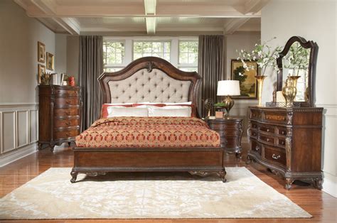 Homelegance Bonaventure Park 4pc Upholstered Panel Bedroom Set In Warm